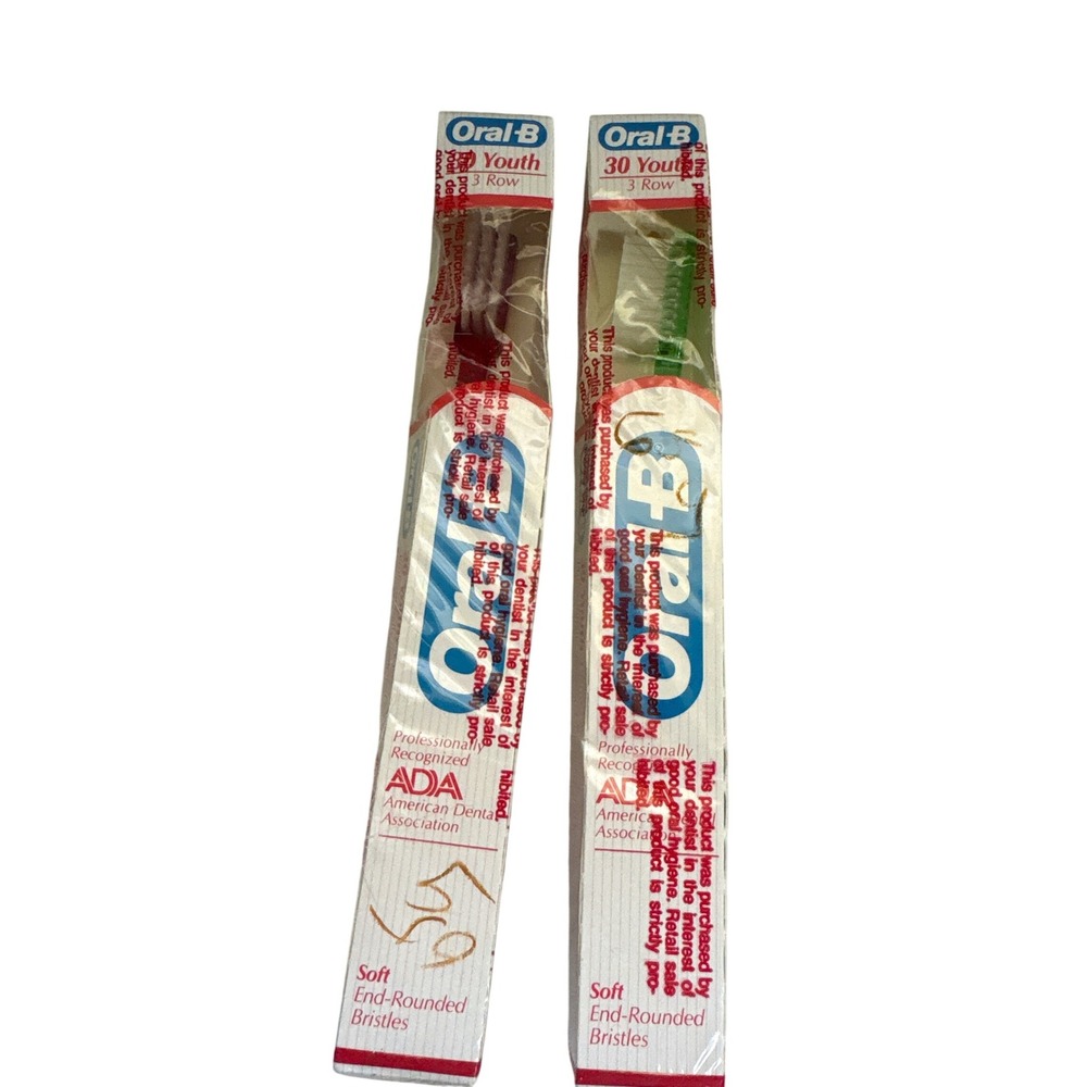Oral-B Youth 30 3 Row Toothbrushes Vintage Soft End-Rounded Bristles New‎ Sealed